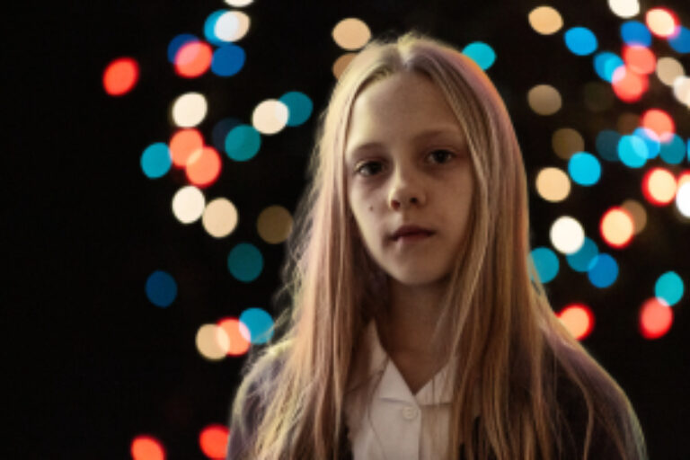 Young gilr bokeh effect