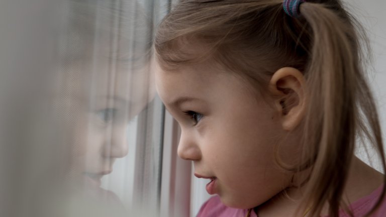 A total of 2,555 children are in temporary accommodation in Wales